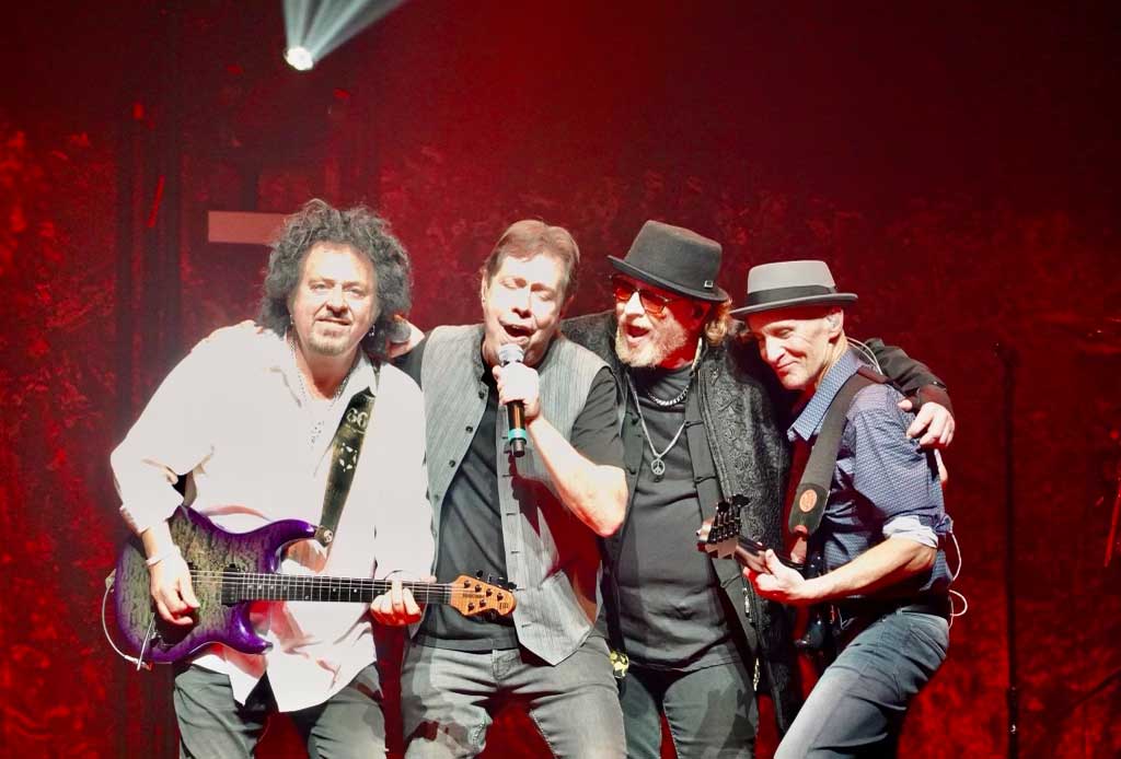 toto live